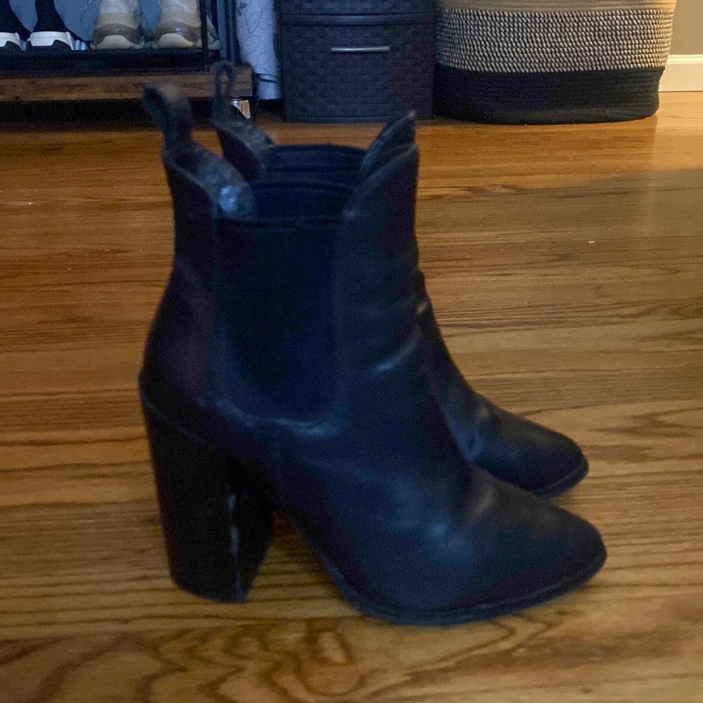 Steve Madden Heeled Booties